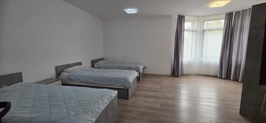 Casă cu Teren 120 Mp în Est
