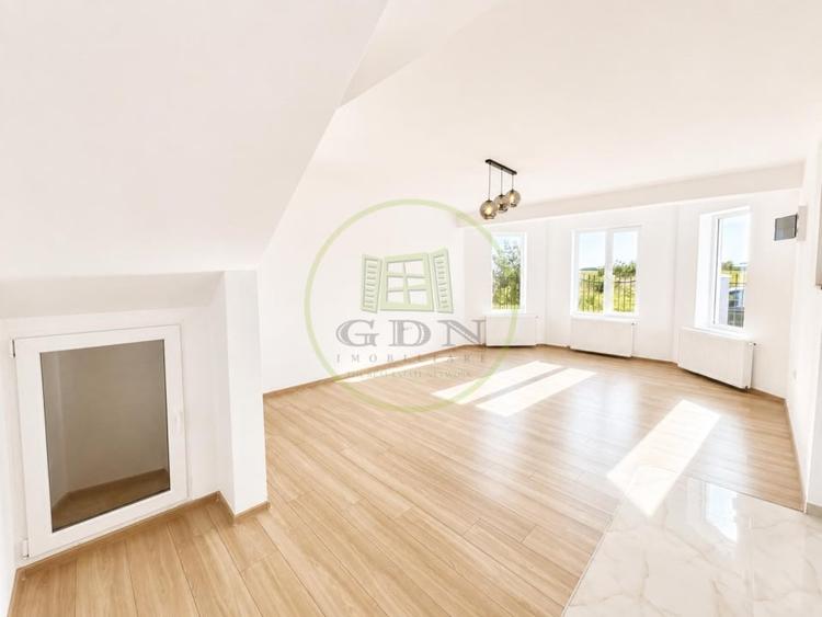 Casă individuală cu 5 camere cu Teren 500 Mp în Corbeanca