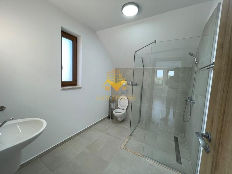 Casă individuală cu 4 camere cu Canalizare în Sălicea