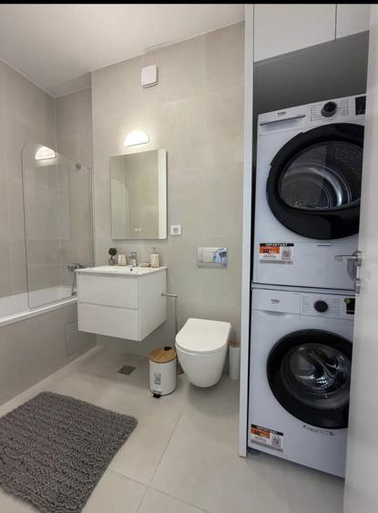 Apartament cu 2 camere în Baza 3