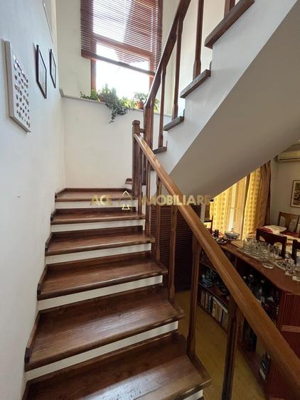 Duplex cu 4 camere cu Canalizare în Popești-Leordeni