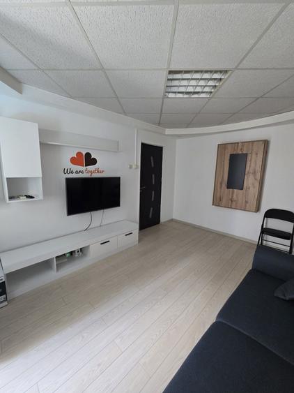 Apartament cu 2 camere semidecomandat în Giurgiului