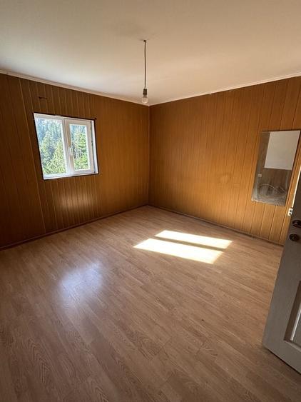 Casă cu 4 camere în Furnica