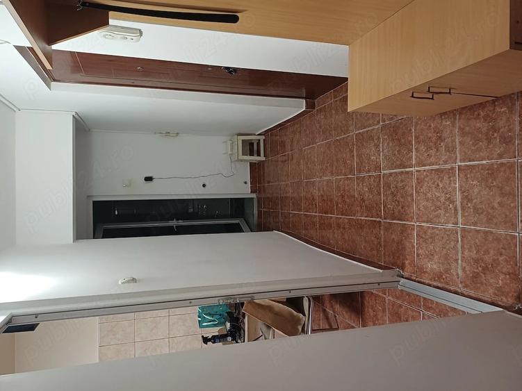 Apartament cu 2 camere decomandat în CET