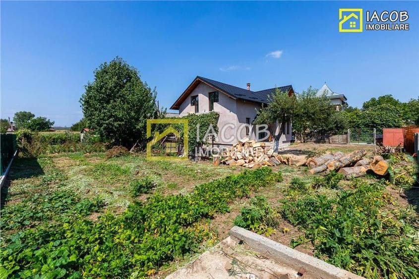 Casă individuală cu 4 camere cu Teren 1070 Mp în Itești