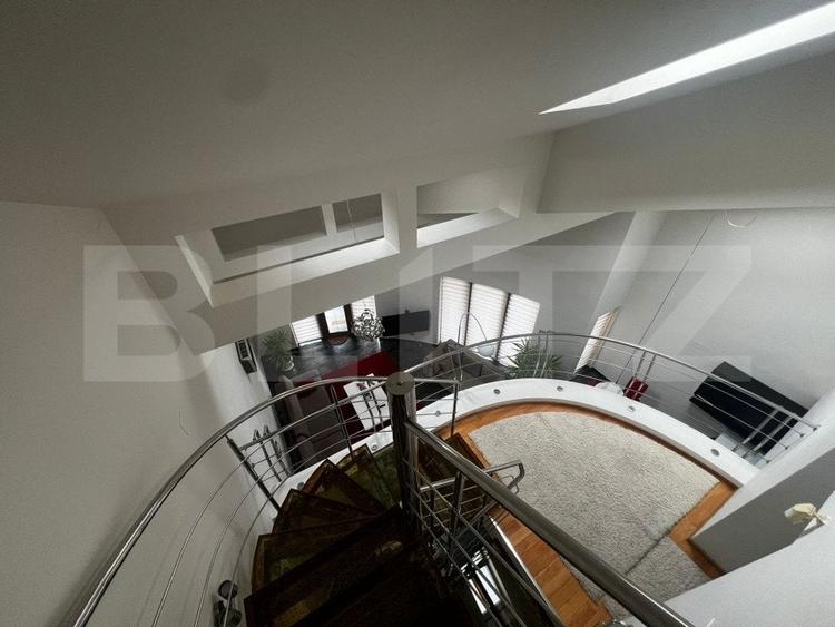 Duplex cu 5 camere cu Canalizare în Aradului