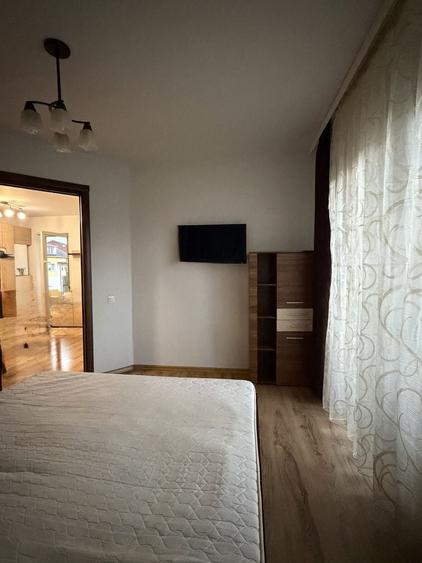 Apartament cu 2 camere decomandat în Florești