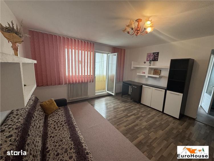 Apartament cu 2 camere în Cetate