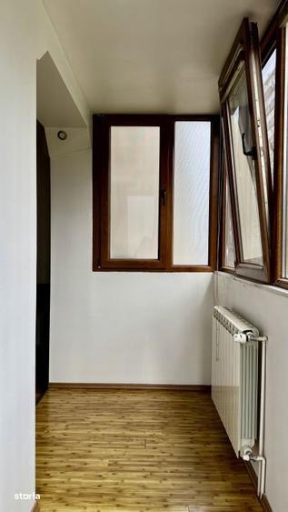 Apartament cu 3 camere decomandat, mobilat în Titan