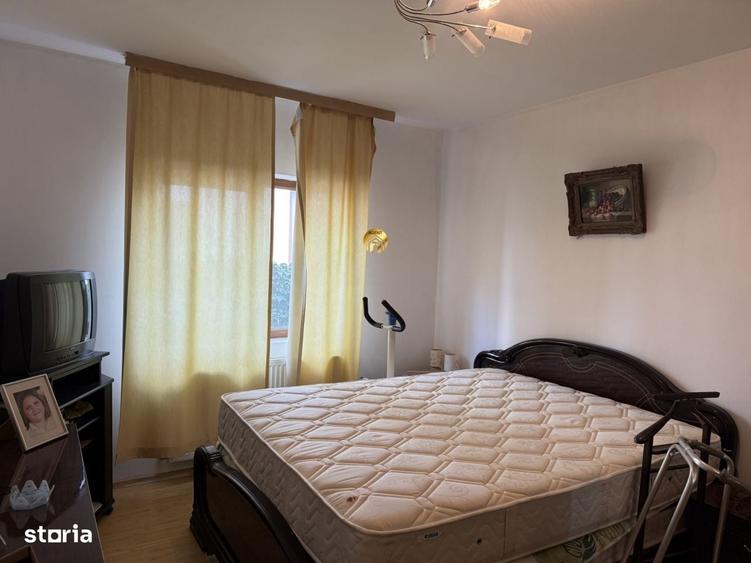 Casă cu 3 camere în Central