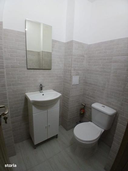 Apartament cu 3 camere decomandat în Nănești