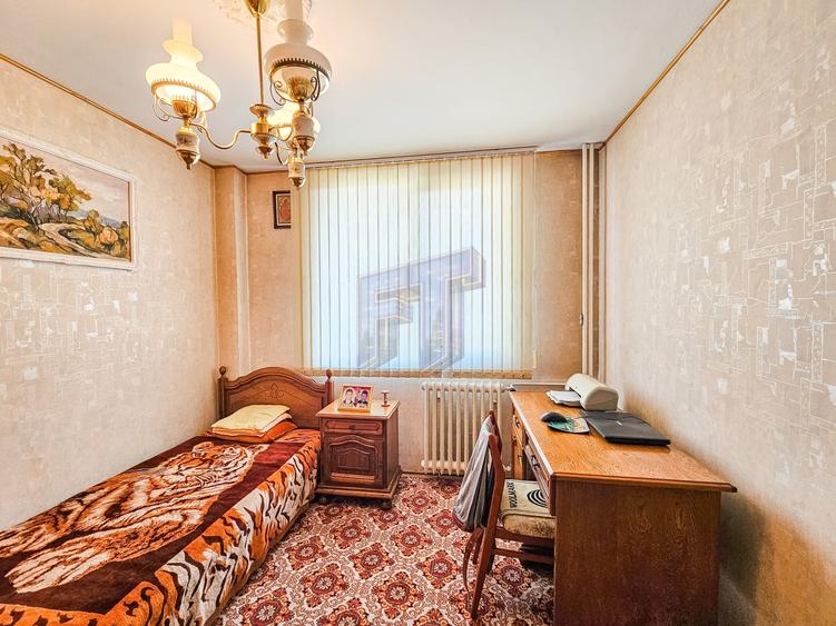Apartament cu 4 camere semidecomandat, mobilat în Vatra Luminoasă