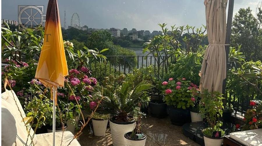 Apartament cu 3 camere decomandat, mobilat în Colentina