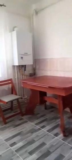 Apartament cu 2 camere decomandat în Micro 20
