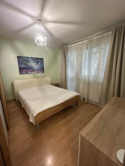 Apartament cu 2 camere semidecomandat în Universitate