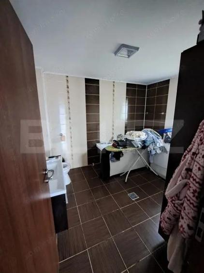 Casa 330 m2 teren 1210 m2 ideala pentru locuin?a sau pensiune - 8