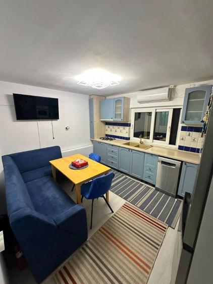 Apartament cu 4 camere decomandat în 13 Septembrie