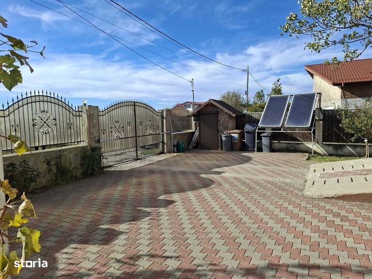 Casă cu 4 camere cu Teren 200 Mp în Costești