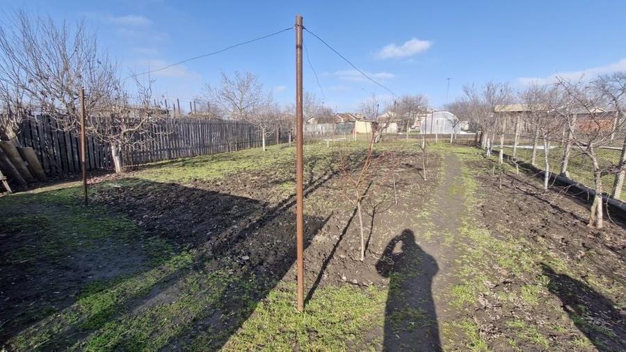 Casă cu 4 camere în Independența