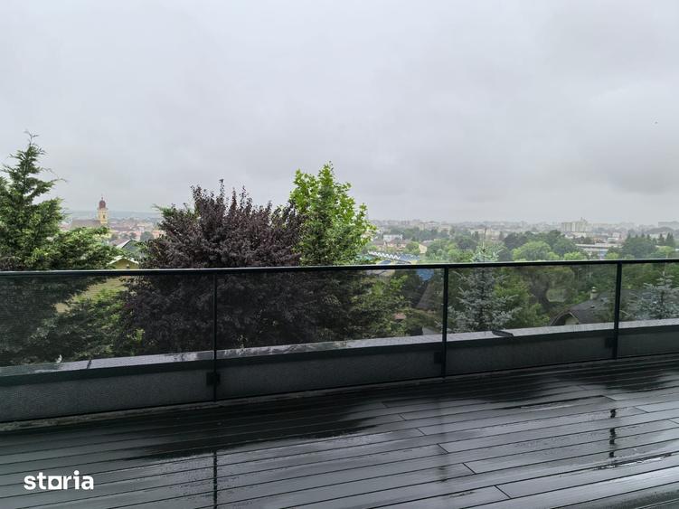 Apartament cu 3 camere în Valea Roșie