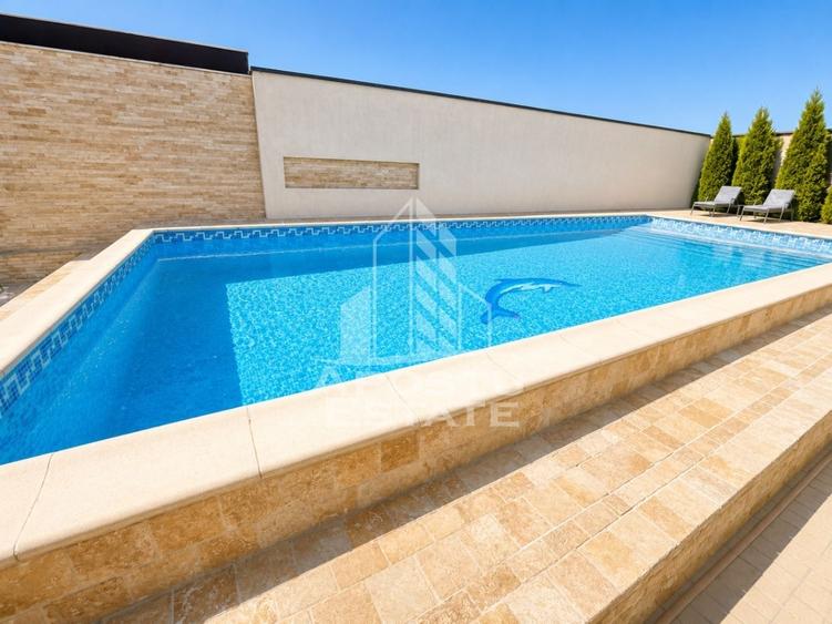 Casă individuală cu 6 camere cu Piscina în Aradului