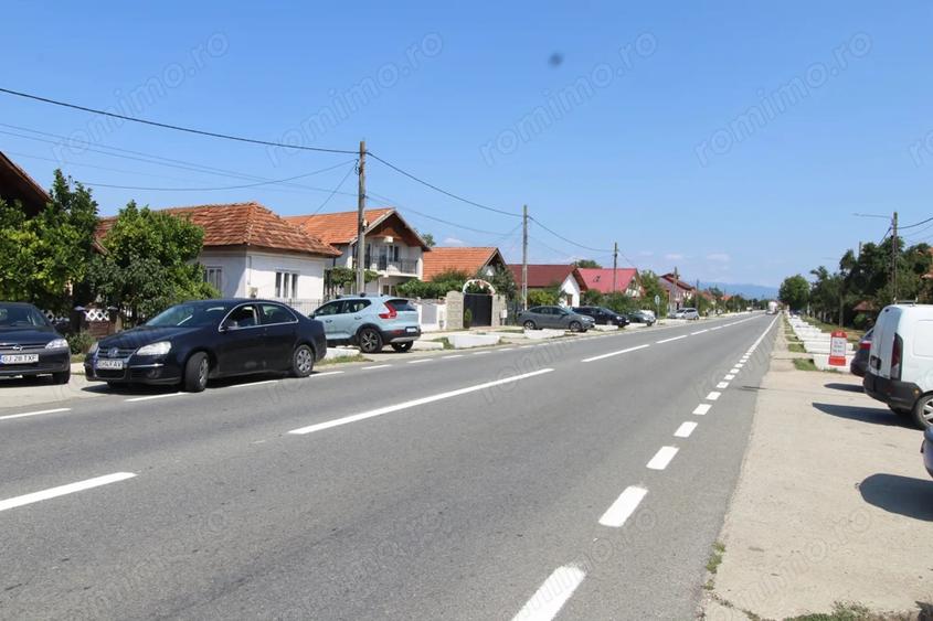 Casă cu 6 camere cu Canalizare în Iași-Gorj