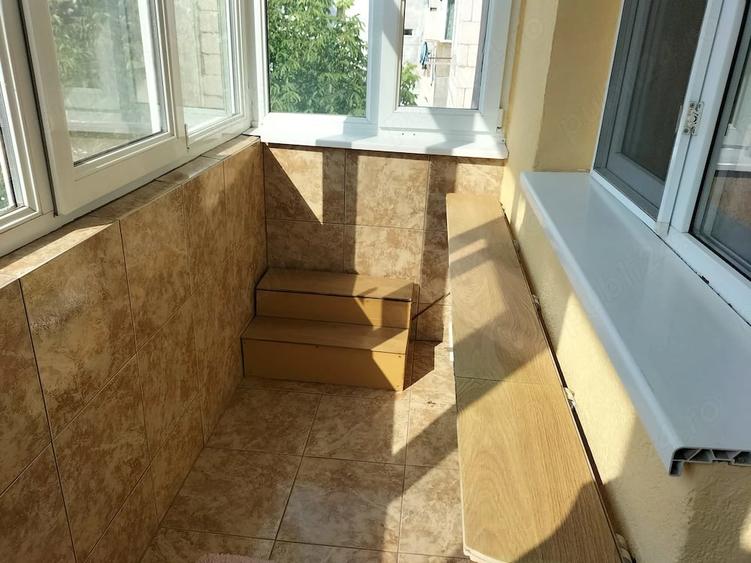 Apartament cu 4 camere decomandat în Central