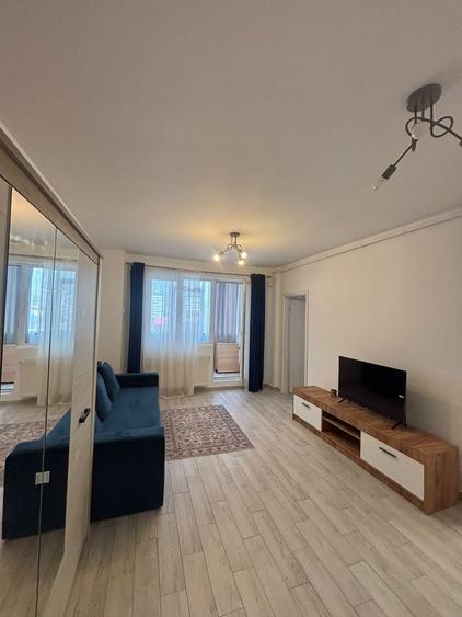 Apartament cu 2 camere semidecomandat în Chiajna