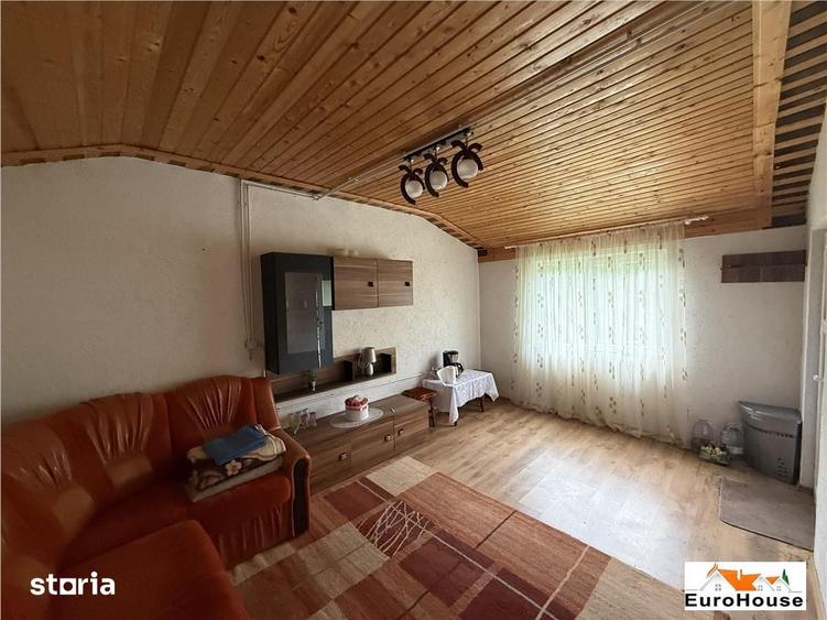 Casă cu 1 camere cu Teren 800 Mp în Cetate