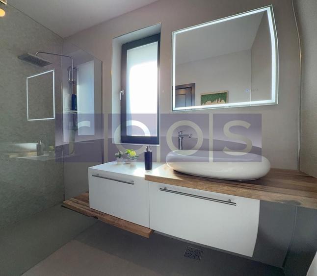 Duplex cu 4 camere cu Canalizare în Corbeanca