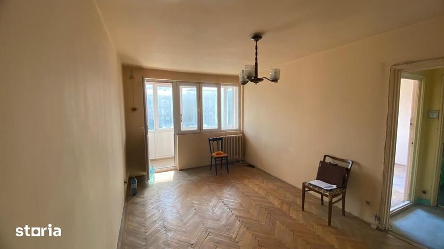 Apartament cu 2 camere semidecomandat în Vatra Luminoasă