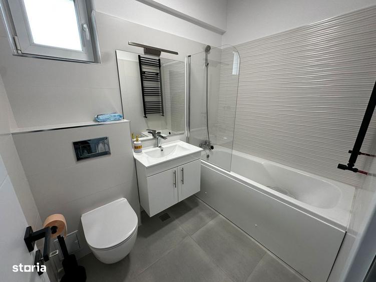 Apartament cu 3 camere decomandat, mobilat în Berceni