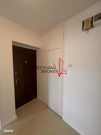 Apartament cu 3 camere decomandat în Dristor