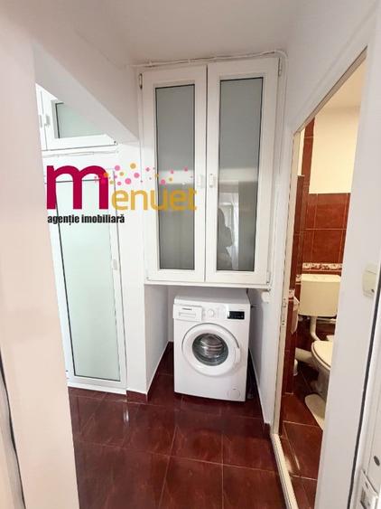 Apartament cu 2 camere decomandat în Pelican