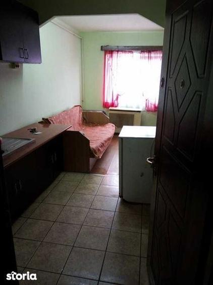 Garsonieră în Micro 17