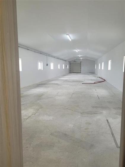 Spațiu industrial, de 370 mp, în 9 Mai