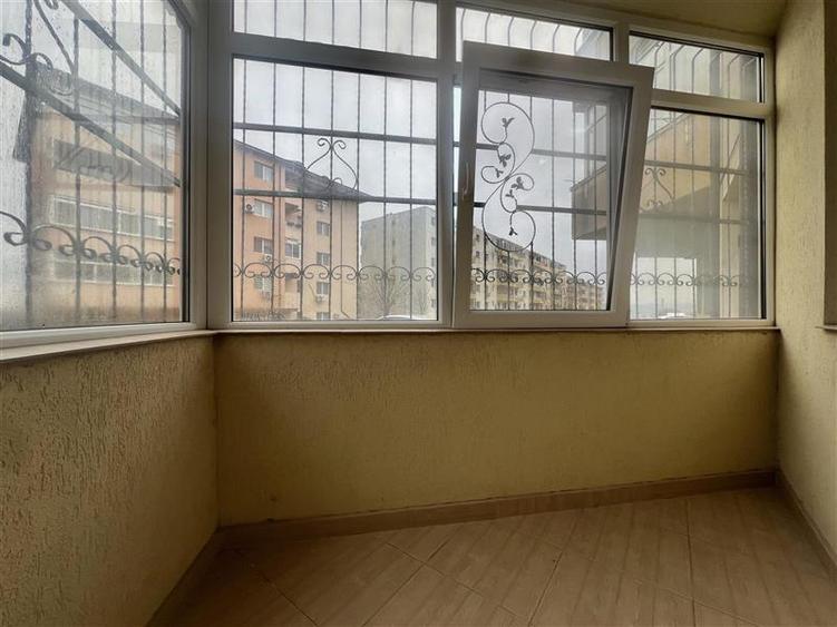 Apartament cu 2 camere nedecomandat, mobilat în Aeroport
