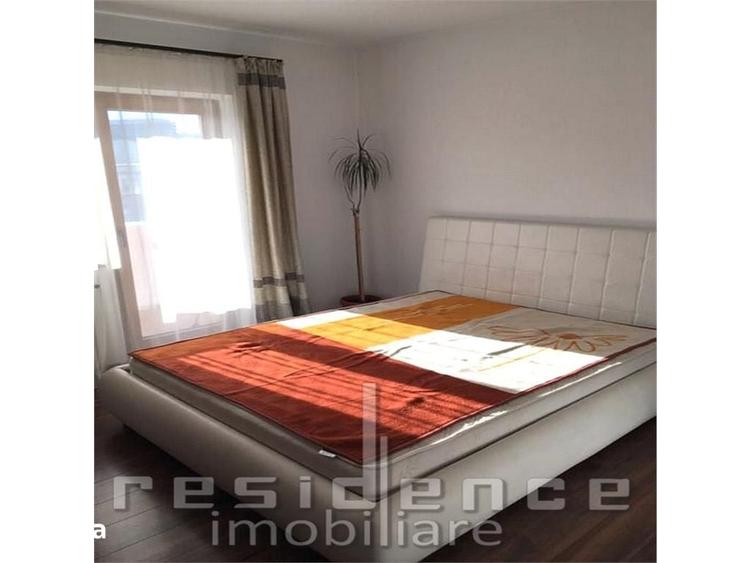Apartament cu 3 camere decomandat, mobilat în Între Lacuri