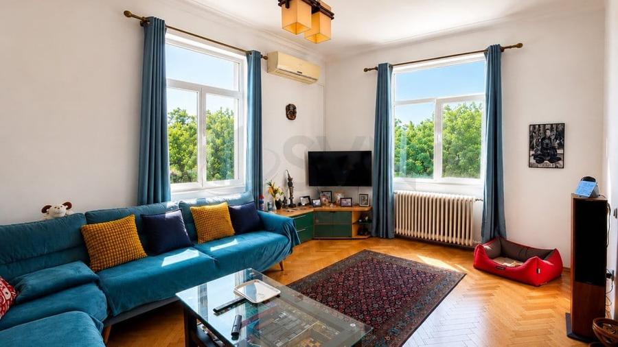 Casă cu 5 camere cu Teren 150 Mp în Grădina Icoanei