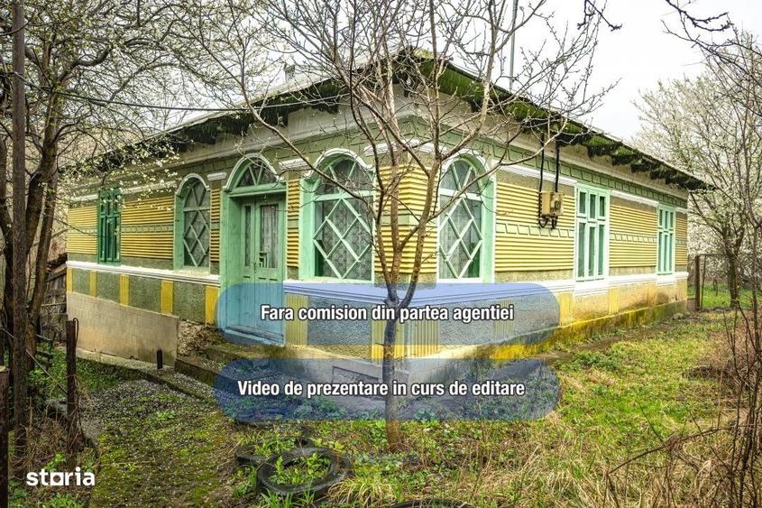Casă cu 3 camere decomandat în Stănești