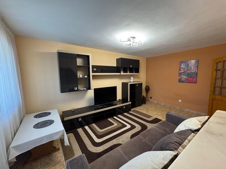 Apartament cu 2 camere în Tomis I
