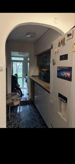 Inchiriez ap cu 3 camere la parter - 6