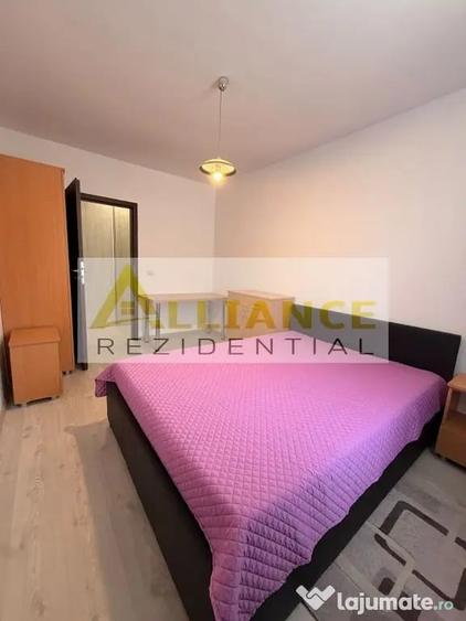 Apartament cu 3 camere decomandat în Metalurgiei