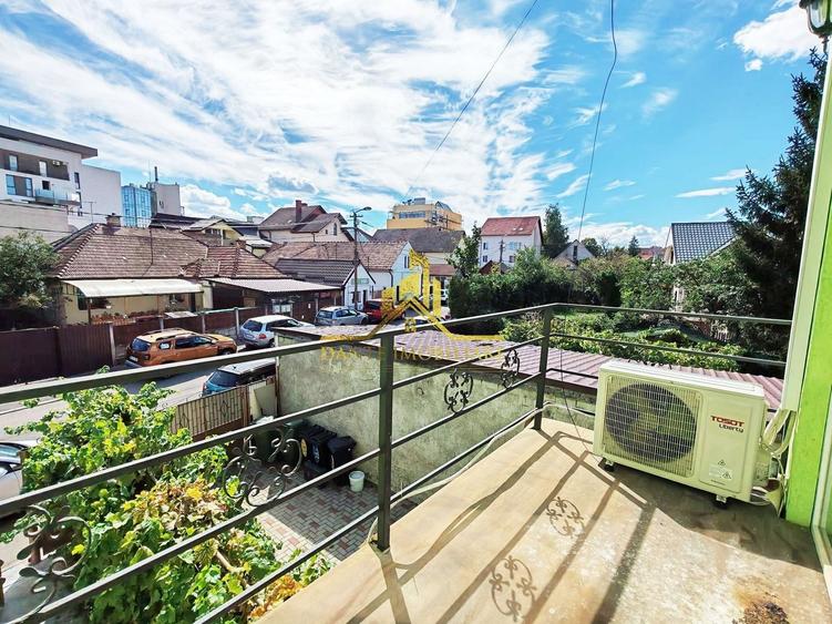 Apartament cu 3 camere decomandat, mobilat în Gheorgheni