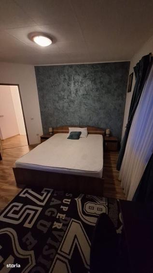 Apartament cu 3 camere în Sărărie