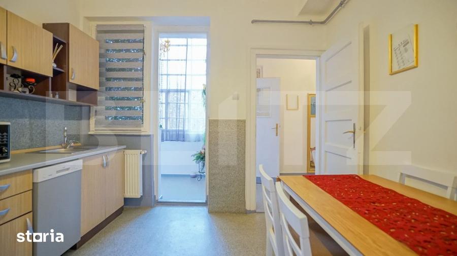 Apartament in vila , 3 camere Zona Centrala cu pivnita , baie ,balcon - 1