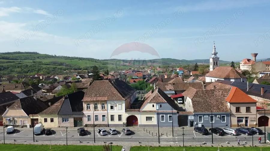 Casă cu 4 camere cu Teren 317 Mp în Dumbrăveni