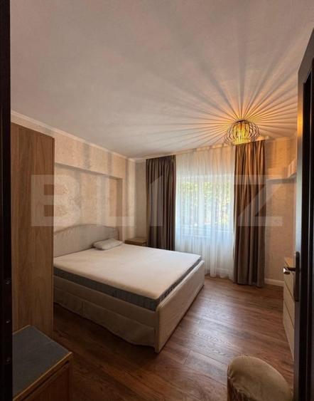Apartament cu 3 camere decomandat, mobilat în Ultracentral