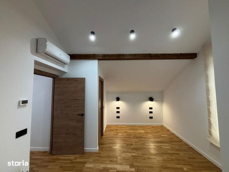 Casă cu 4 camere în Șag