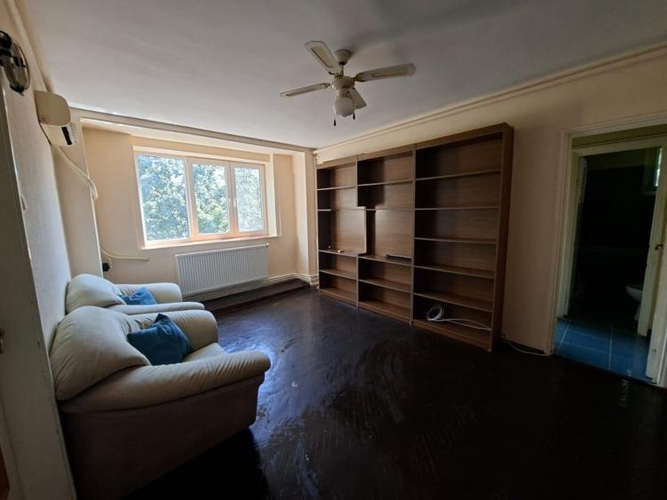 Apartament cu 2 camere semidecomandat, mobilat în Țiglina 1